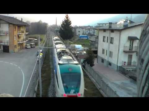 MINUETTO MD. IN TRANSITO IN USCITA DA SOTTO IL PONTE : ROBILANTE (CN) 31 - 12 - 2014.