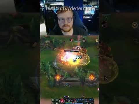 Zoe the master cleanup 🥰