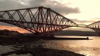 preview picture of video 'Christmas Day Sunrise Forth Railway Bridge Scotland'