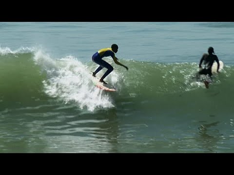 Video Thumbnail: Senegal surf school in Dakar brings girls back to class