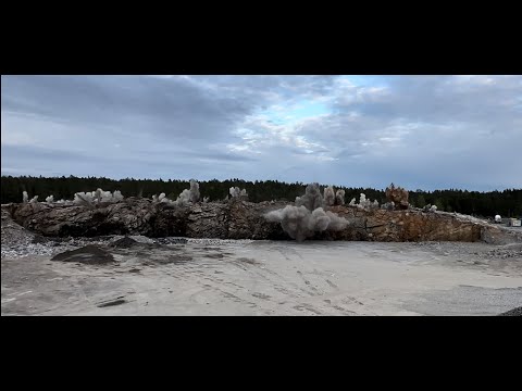 Let’s blast! Need more Stone to the jaw crusher!