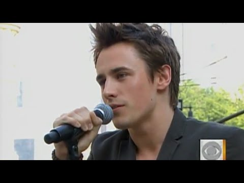 Reeve Carney - Rise Above 1 (Spider-Man: Turn Off the Dark) - CBS The Early Show - 18/6/2011