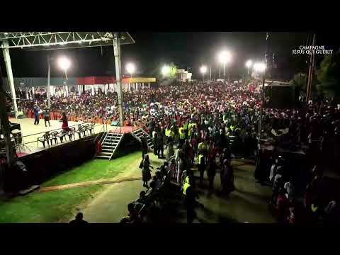 Campagne Jésus qui guérit avec l'évangéliste Dag Heward-Mills - Bafia, Cameroun.