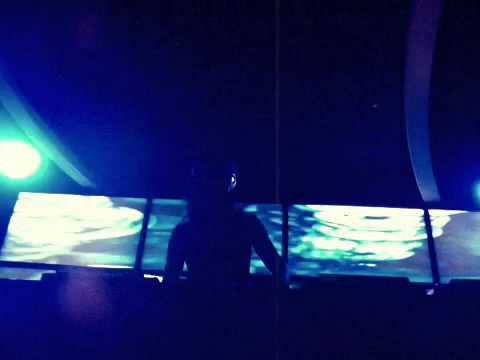 DINKA LIVE AT ICE CLUB SURABAYA (1)