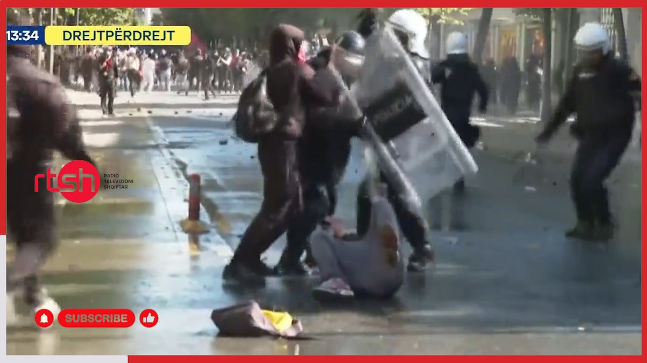 Tensione para Ministrisë së Arsimit, përplasje fizike mes protestuesve dhe policisë