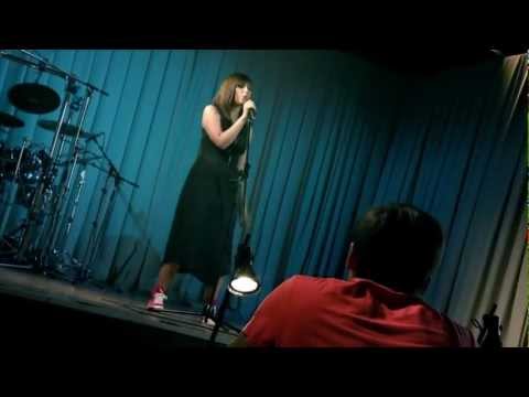 Bianca Dragomir - One of Us (cover) in "Pariu cu viata"