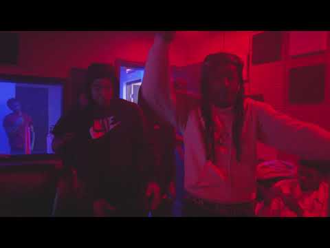 Tenninety Triigga ft Hugo Dolla - She Wanna Move "Official Video"