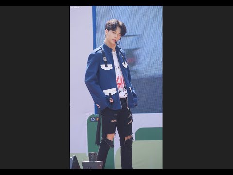 180526 스트레이 키즈 (Stray Kids) District 9 [현진] Hyunjin 직캠 Fancam (2018U클린콘서트) by Mera