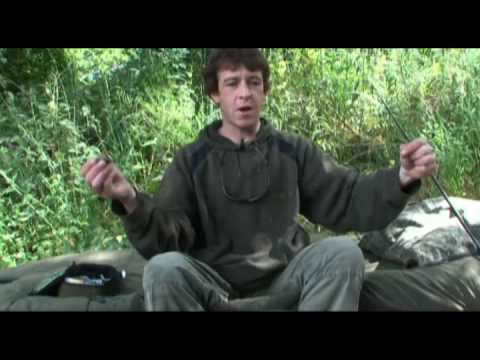 Terry Hearn ties a Chod Rig - Part 1