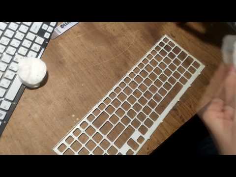 Веселая замена клавиатуры на ноутбуке Sony