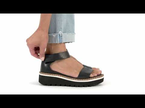 Shop Söfft Sandals