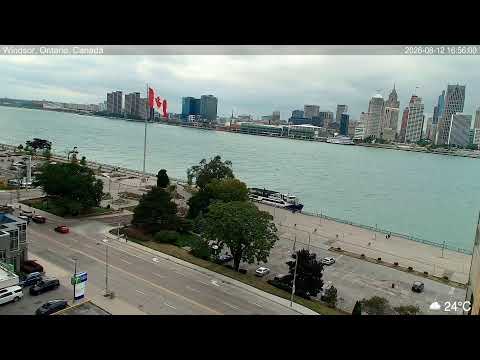 Live view of the Detroit River and skyline from Windsor