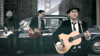 Josh Rouse-  "Julie (Come Out of the Rain)" Official Video