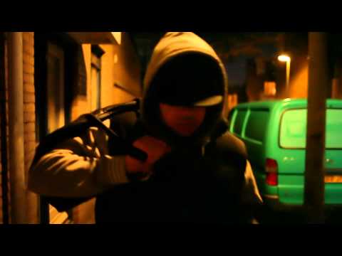 Badboy Taya feat. Kingsize & Mula - Schets Muziek (WwW.hiphopi.nl)