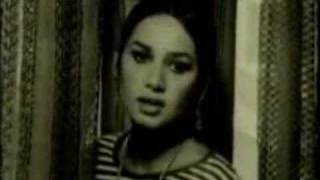 Sezen Aksu - Dort Gunluk Bir Sey