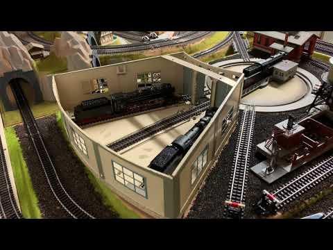 Märklin Spur H0 Lokschuppen  7028 von 1963, mechanisch und analog