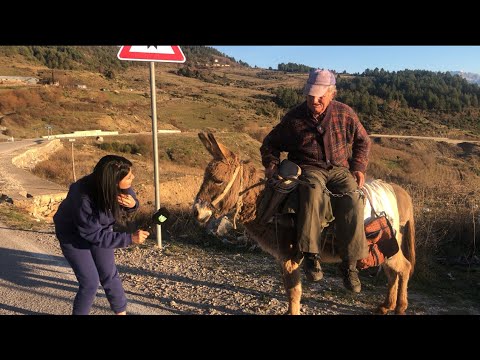 Leskoviku i njerëzve bujarë,mikëpritës dhe rakisë. “Sa të mira i ke gratë” e kanë thënë plot jo kot