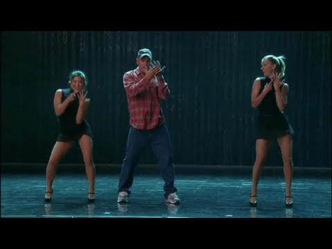 Glee - Single Ladies (Danced to by Burt, Brittany and Tina) (Full Performance)