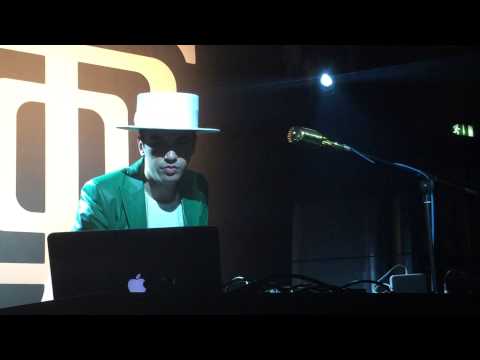 Dj Cassidy is in da house @ Tiffany&Co. Party, Officine del Volo, Milan