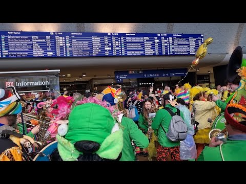 Karneval in Köln 2026 Weiberfastnacht
