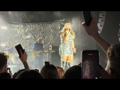 Ewa Farna - Tam gdzie ty (Krakow, Nie ma lipy tour 2025, 12.10.2025)