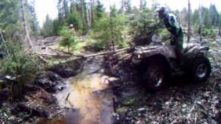 preview picture of video 'Ditches crossing with atv's 13.5 -10 Askolas atv park.'