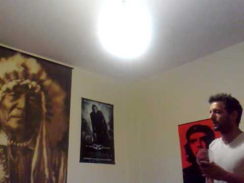 Domani - Artisti Uniti per L'abruzzo (cover da brillo)