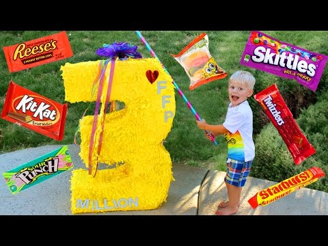 WORLD'S LARGEST PIÑATA - 3 Millions Subscribers!