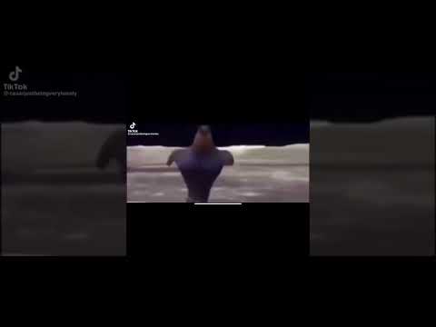 Officer Earl running meme