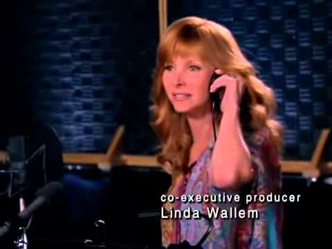 The Comeback - Valerie Cherish (Lisa Kudrow) performs I Will Survive