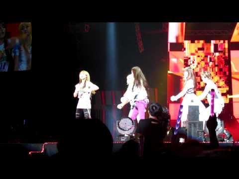 [HD] 120623 F(x) -  Electric Shock@Music Bank in HK