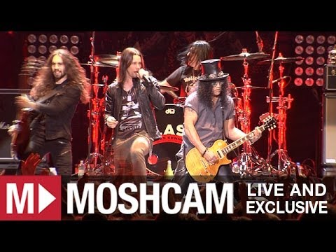 Slash ft.Myles Kennedy & The Conspirators - Fall To Pieces | Live in Sydney | Moshcam