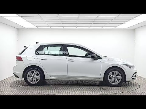 Volkswagen Golf 1.0 TSI 110HP Life Auto - Image 2