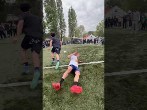 1 vs 1 skills battle humiliation 😱 #football #footballskills