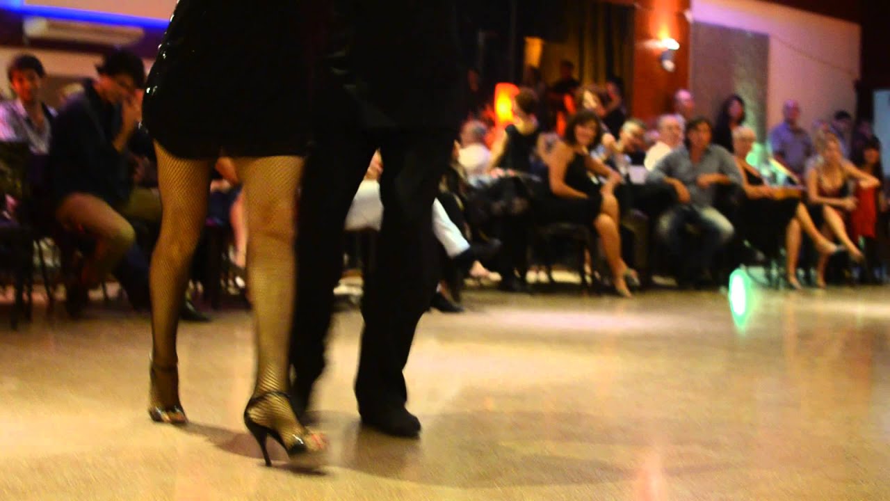 Julio Bassan y Natacha Poberaj en "Rosario". Candombe  MILONGA ROJA & CIA