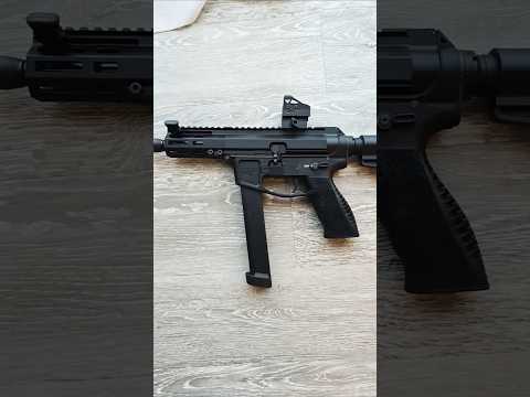The GForce Jawbone with Swampfox Justice red dot. Enjoy..