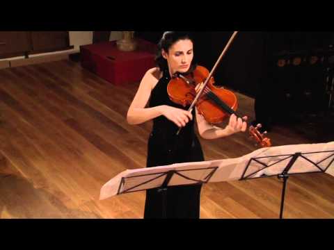 J.S.Bach, suite nº1 para viola sola. Irina Yonkova.
