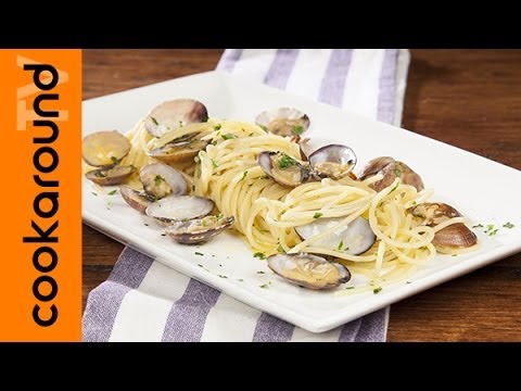 Spaghetti alle vongole in bianco / Ricetta di pesce