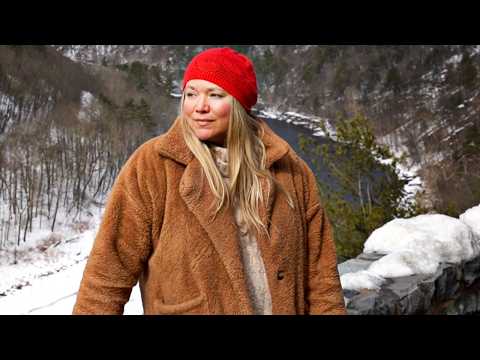 Life Lately // thrifting cozy decor and moving my body (even when I don't want to)