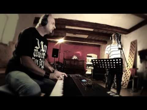 Yours - E-MOVIES.pl  :: FILM :: REKLAMA :: MULTIMEDIA ::