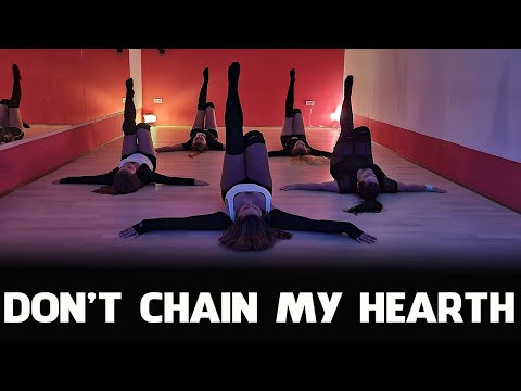 Don't chain my hearth - floorplay koreó