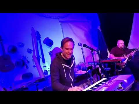 Play a dark groove (live stream clip)