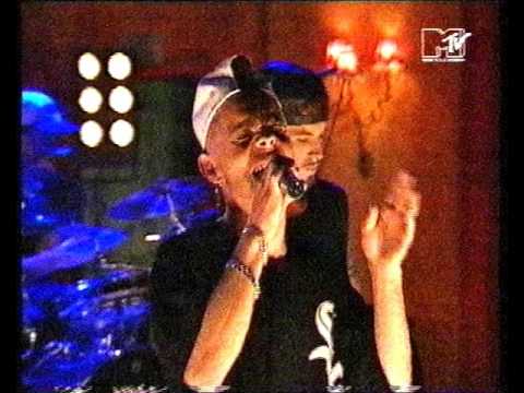 East 17 - Around The World (Live On MTV's Most Wanted 1994)