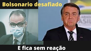 Bolsonaro e desafiado fica sem reao!!!!!!!