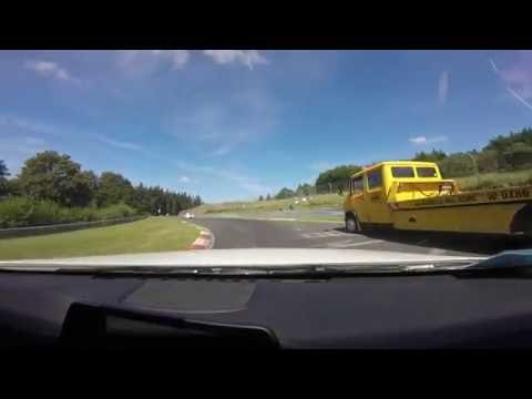 BMW 420d Gran Coupe 07.08.2016 4 yellow flags and big crash Audi RS3