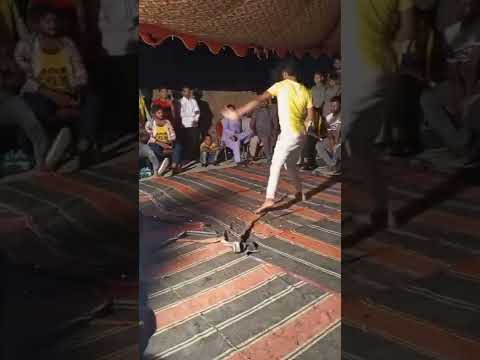 song Mein dagmag Dola