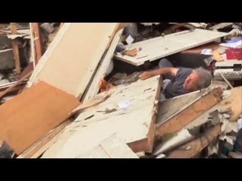 Catastrophic damage, people trapped in debris after the Midwest is slammed by severe weather
