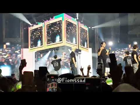 220924 SEVENTEEN (세븐틴) during Dino's dad doing freestyle to Snap Shoot (Be The Sun in Jakarta)