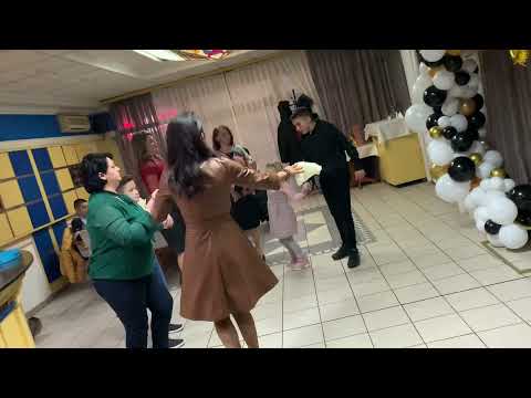 Stojanovski Blagojce Tuse & Aduti Bitola-Mix Makedonska muzika -Rodenden na Teodor Bitola 29.12.21