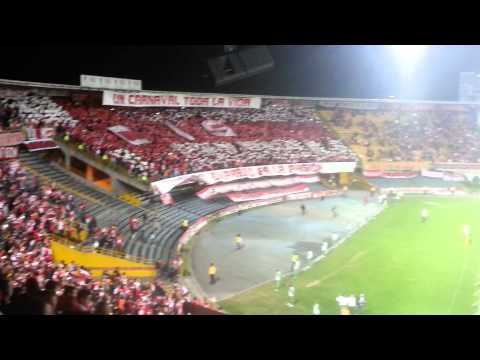 "Salida Santa Fe Vs Estudiantes" Barra: La Guardia Albi Roja Sur • Club: Independiente Santa Fe